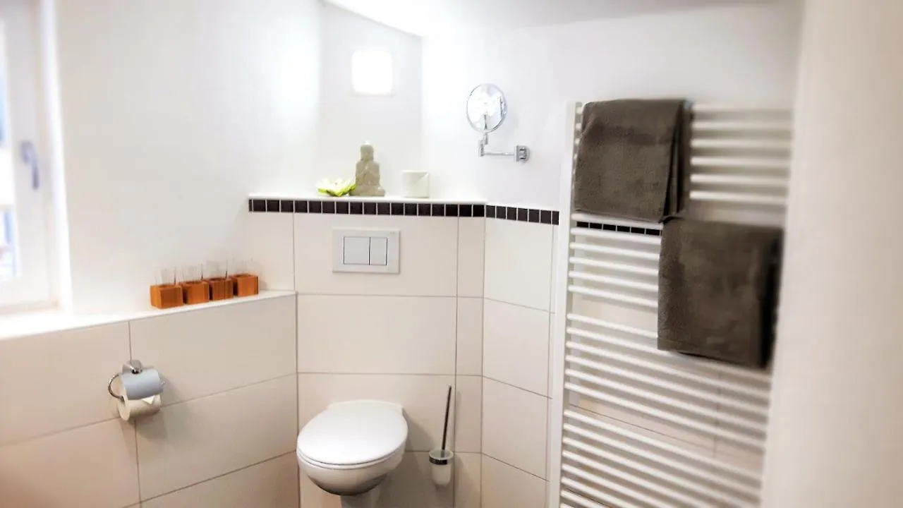Ferienhaus Linder 피셴 아파트